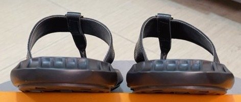 Louis Vuitton Men's Black Thong Sandals