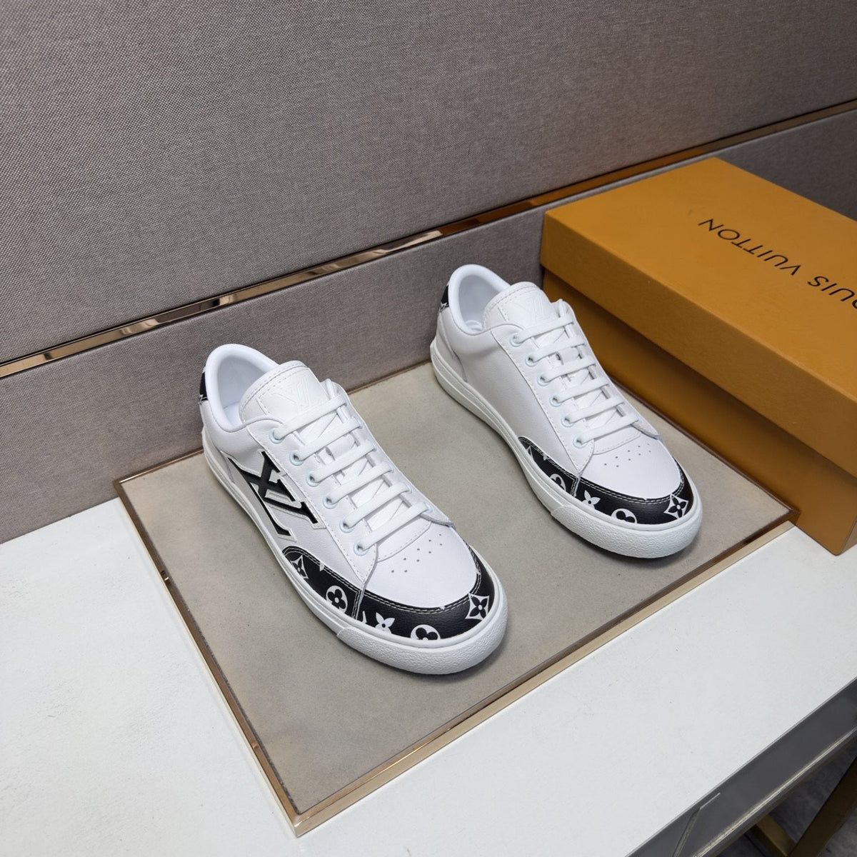Louis Vuitton Monogram Accent Low-Top Sneakers