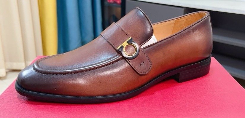Salvatore Ferragamo Glossy Metal Ornament Loafers