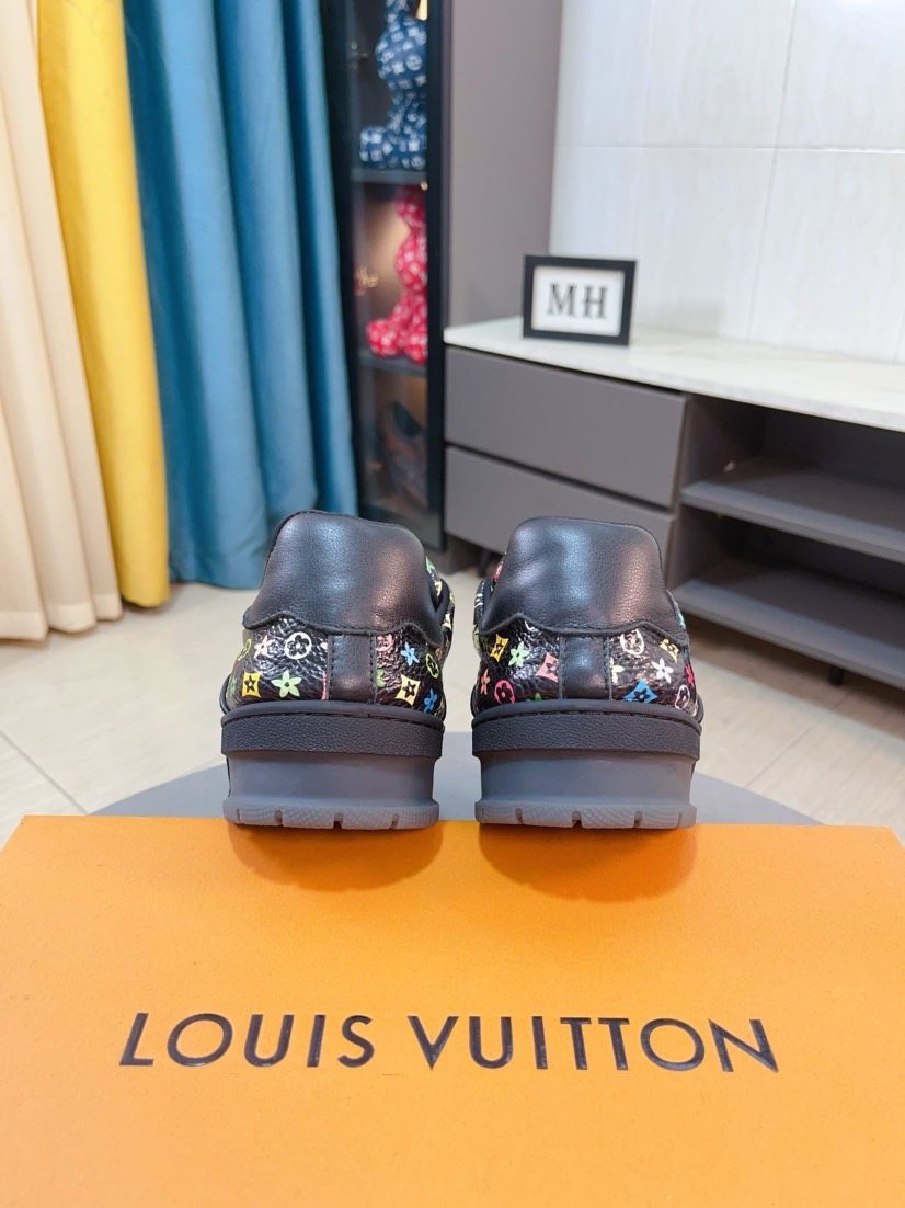 Louis Vuitton Multicolor Motif Low-Top Sneakers