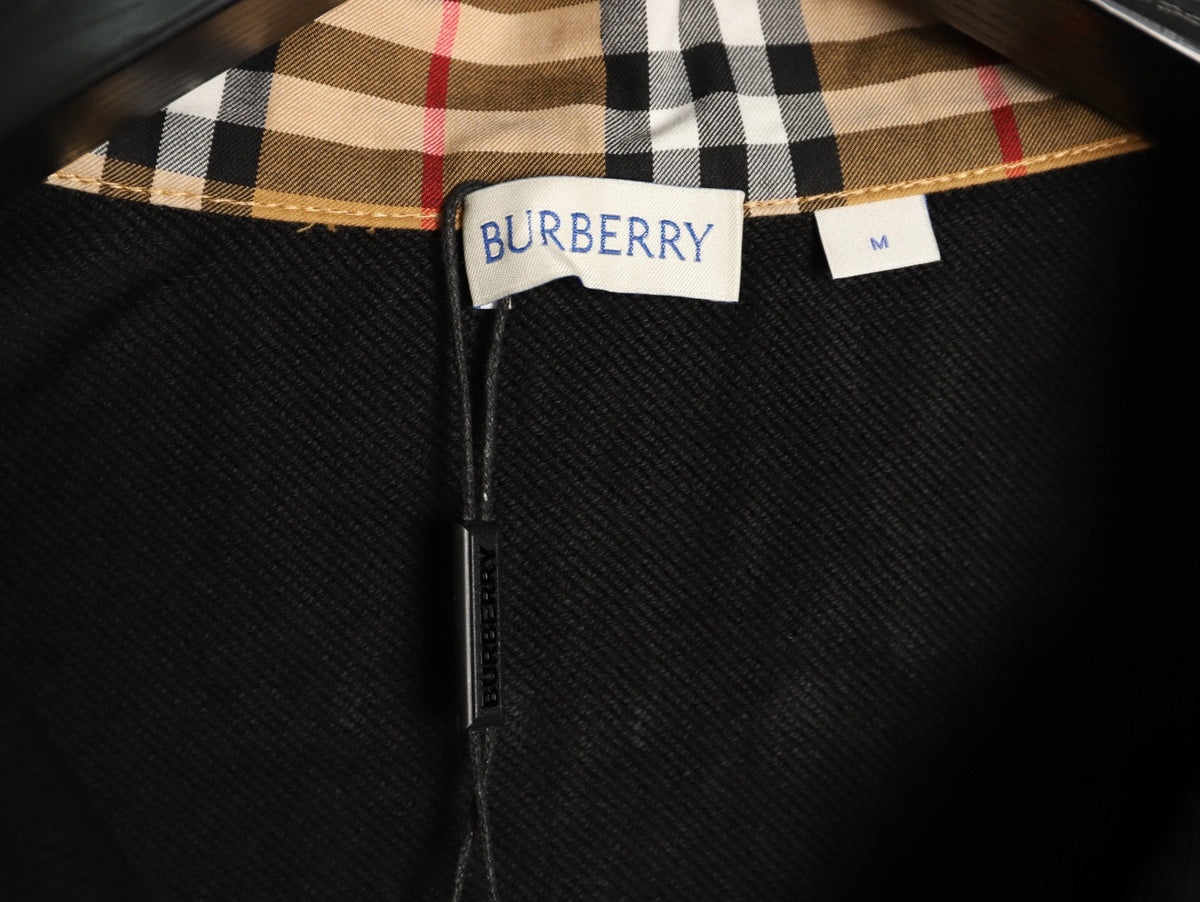 Burberry Equestrian-Detail Collared Half-Zip Sweatshirt - Black